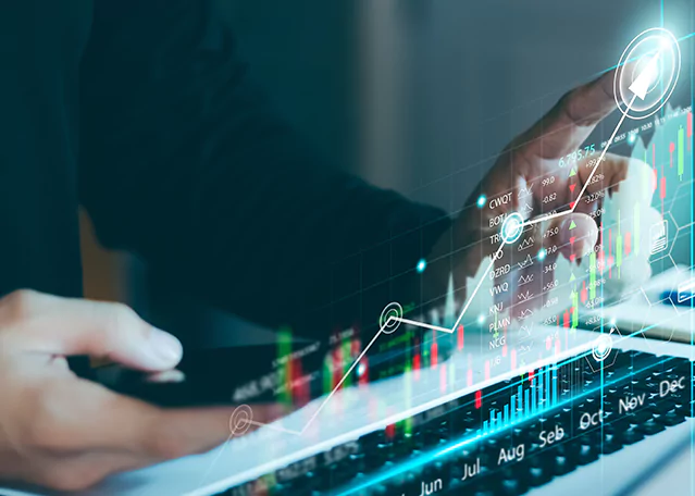 Dollar Rallies Amidst Mixed Economic Data